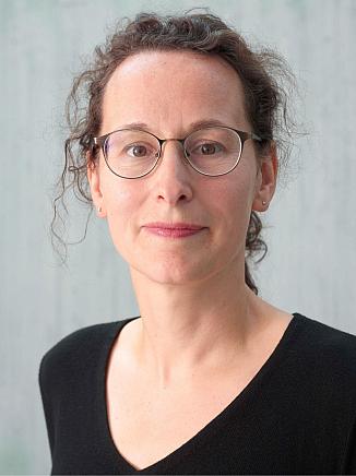 Dr. Beate Ginzel
